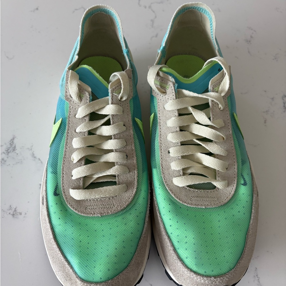 Nike Waffle One sneakers size 7